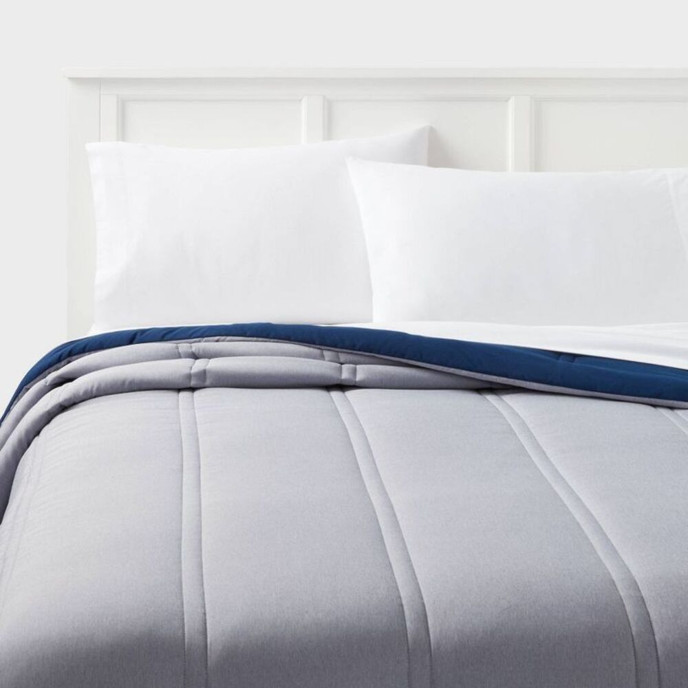 Full/Queen Lofty Microfiber Comforter Dark Blue Denim Heather - Room Essentials